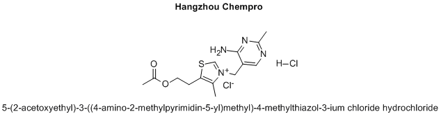 5-(2-acetoxyethyl)-3-((4-amino-2-methylpyrimidin-5-yl)methyl)-4-methylthiazol-3-ium chloride hydrochloride